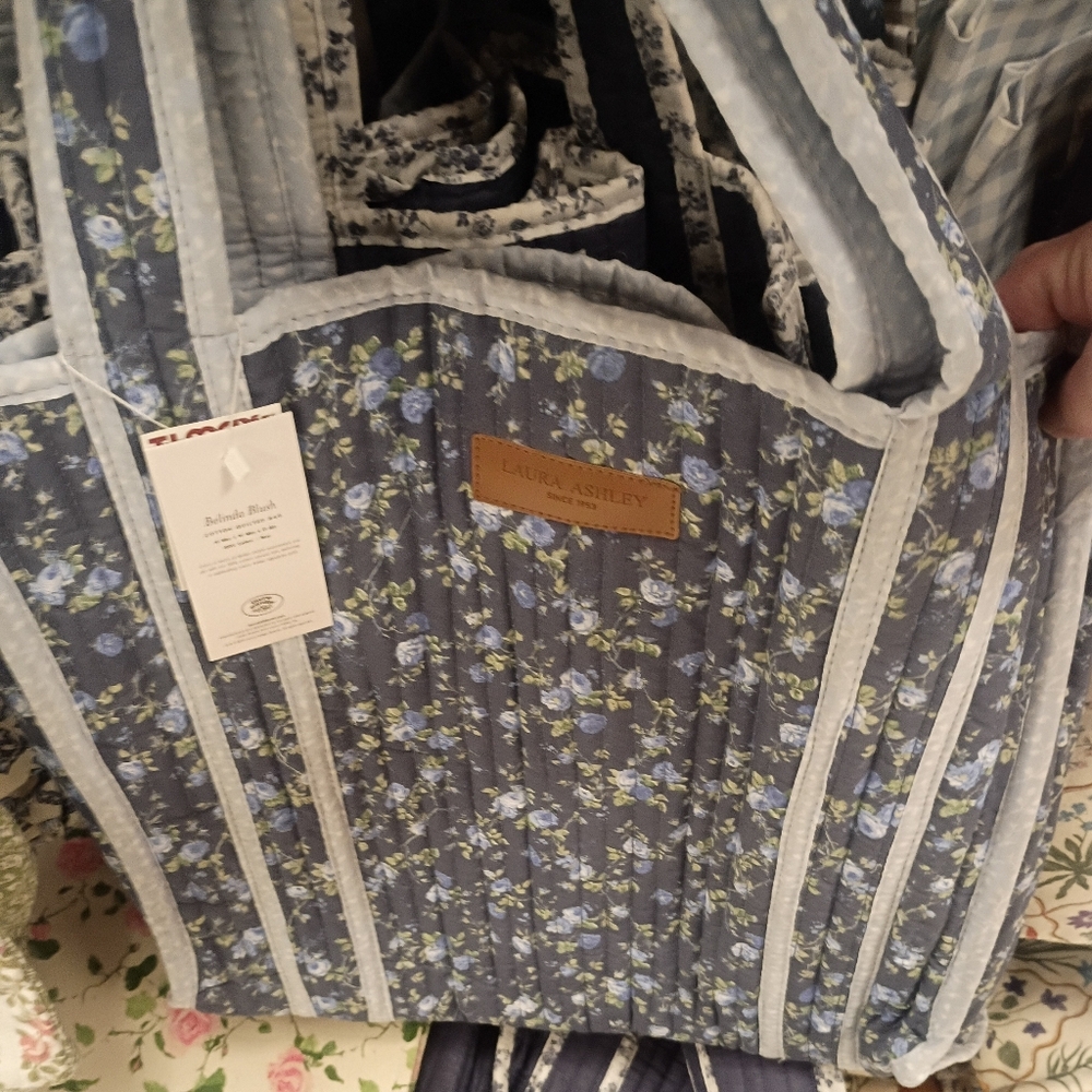 Laura Ashley quilted Quilted Belinda Bush  tote